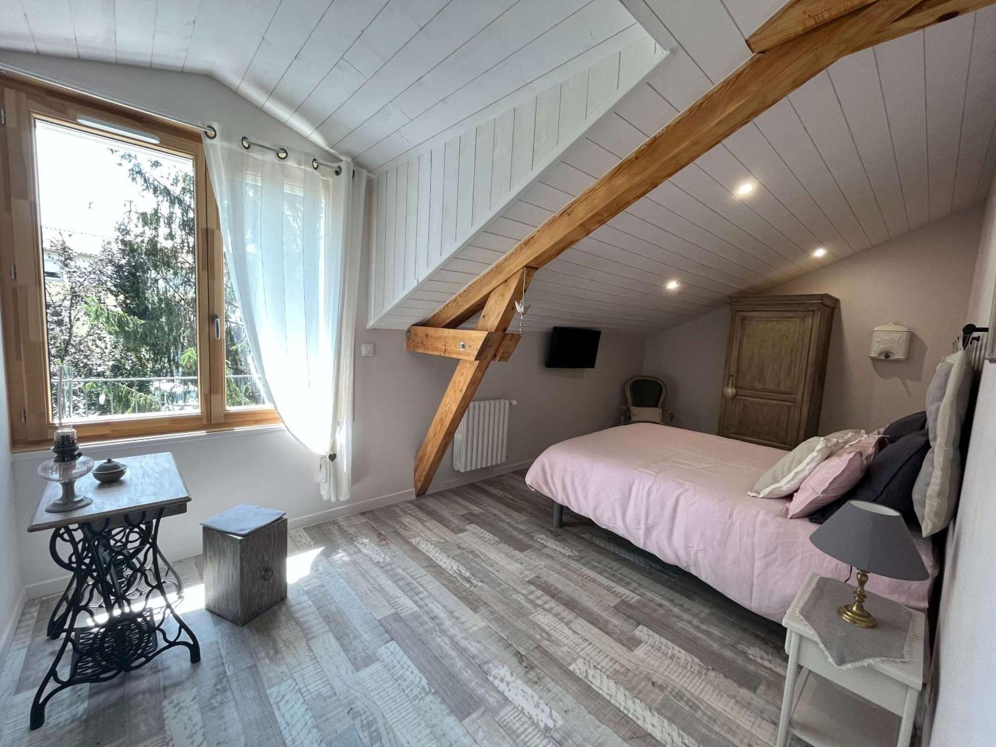 Le Jardin Du Dolaizon Bed and Breakfast Le Puy-en-Velay Rum bild
